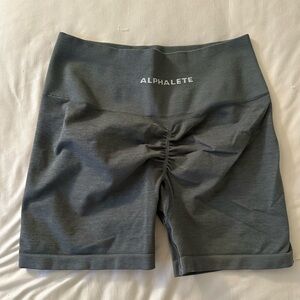 Alphalete Amplify Short 4.5”